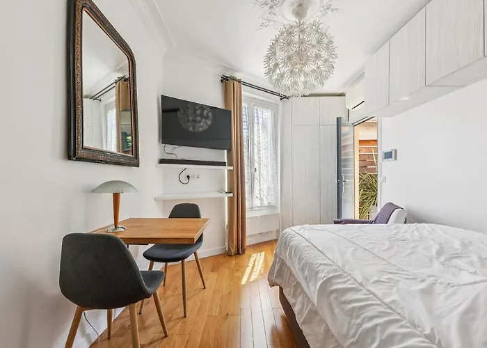 Cozy & Private Terrace Apartman *