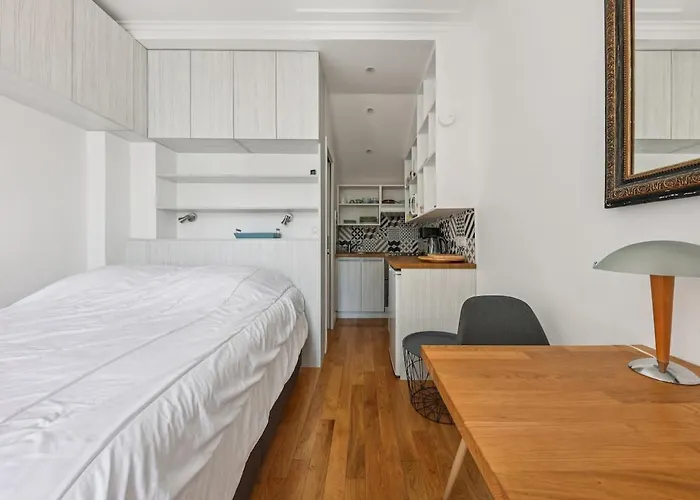 Cozy & Private Terrace Apartman *