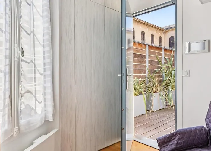 Cozy & Private Terrace *